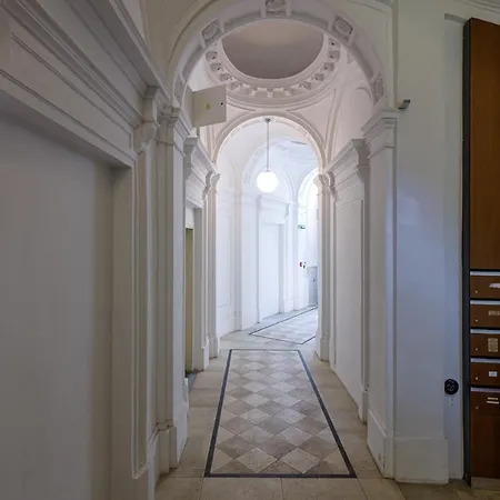 Newly Renovated In The Old Town Apartamento *